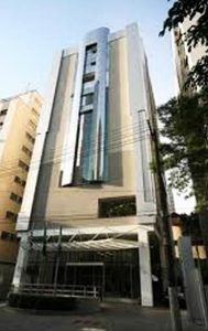A WB CORP atuou na prospecção e venda do terreno à Omar Maksoud Engenharia (Incorporadora) e assessoria aos investidores / Locatário no desenvolvimento do projeto Built to Suit do Empreendimento 